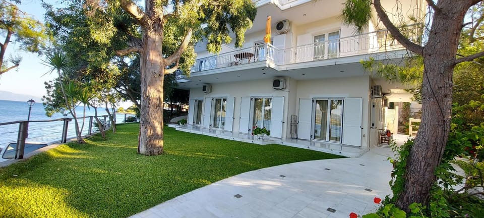 Property building, Garden