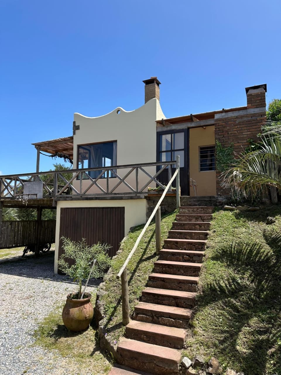 Property building, Day, Garden, Garden view