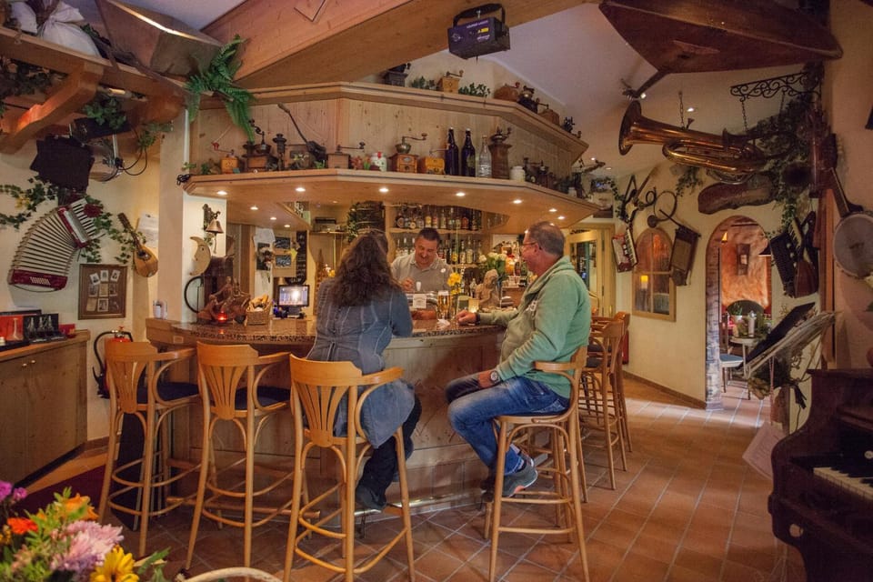 Lounge or bar