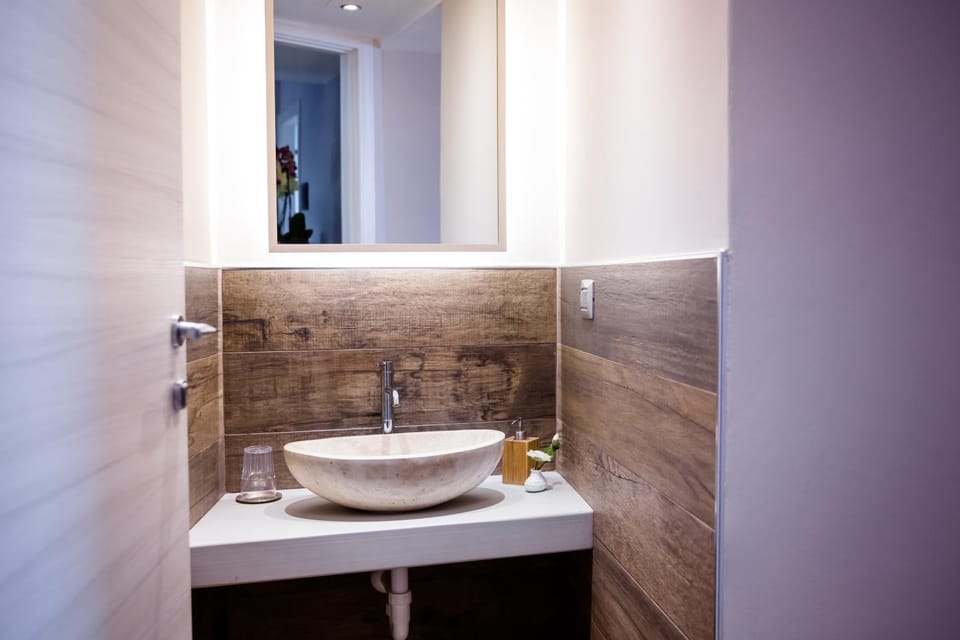 Bathroom, Bedroom