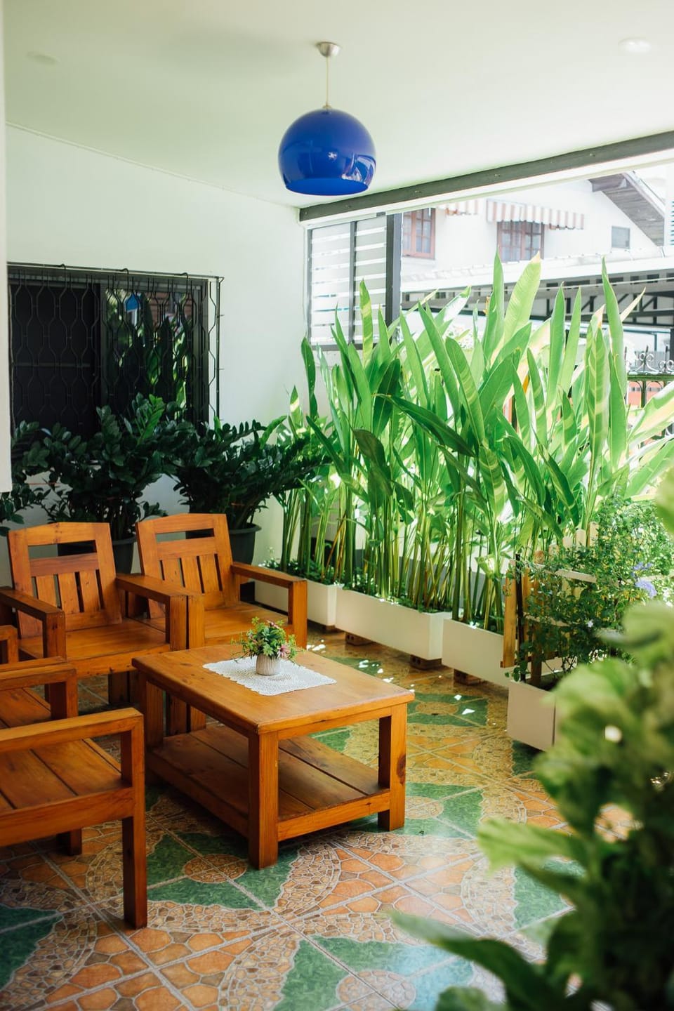 Patio, Nearby landmark, Restaurant/places to eat, Communal lounge/ TV room, Natural landscape, Garden, Lobby or reception, Food and drinks, Seating area, Area and facilities, Asian breakfast, Lunch, Inner courtyard view, Facility for disabled guests, fireplace, locker, locker, shuttle, laundry