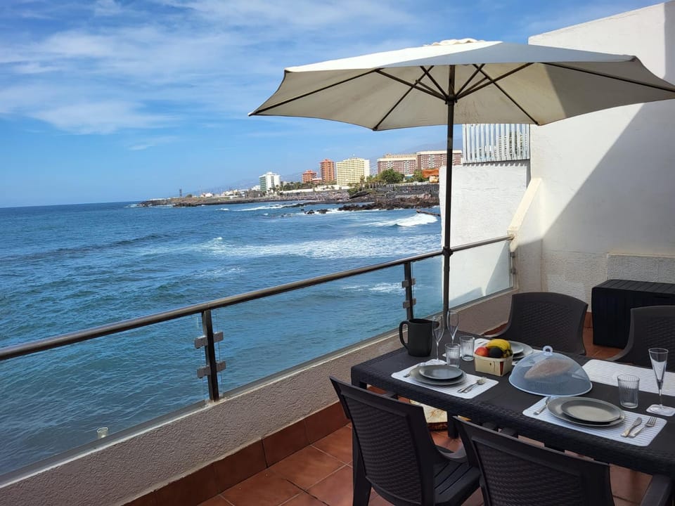 Calle Guajara, 1. Casa Playa Chica Apartment in Puerto de la Cruz