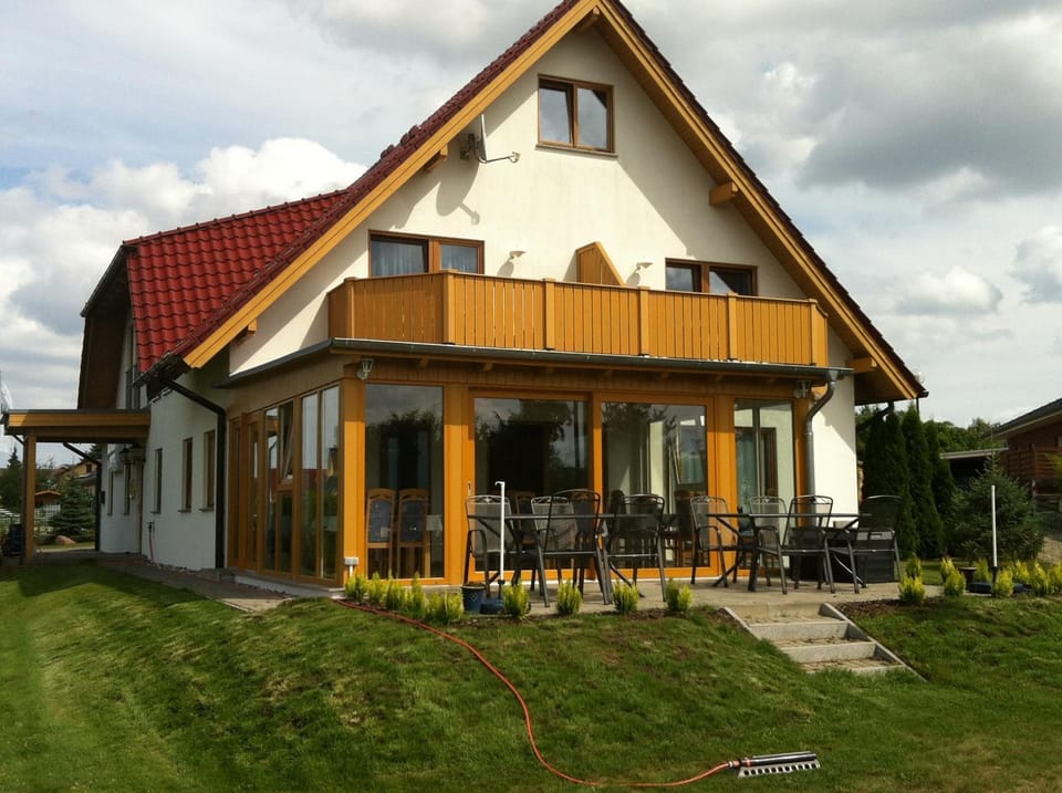 Property building, Balcony/Terrace