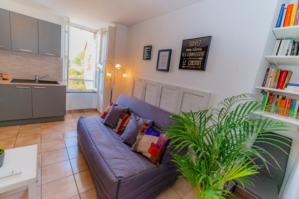 Appartement cosy centre Troyes - Parking - 4 personnes Apartment in Troyes