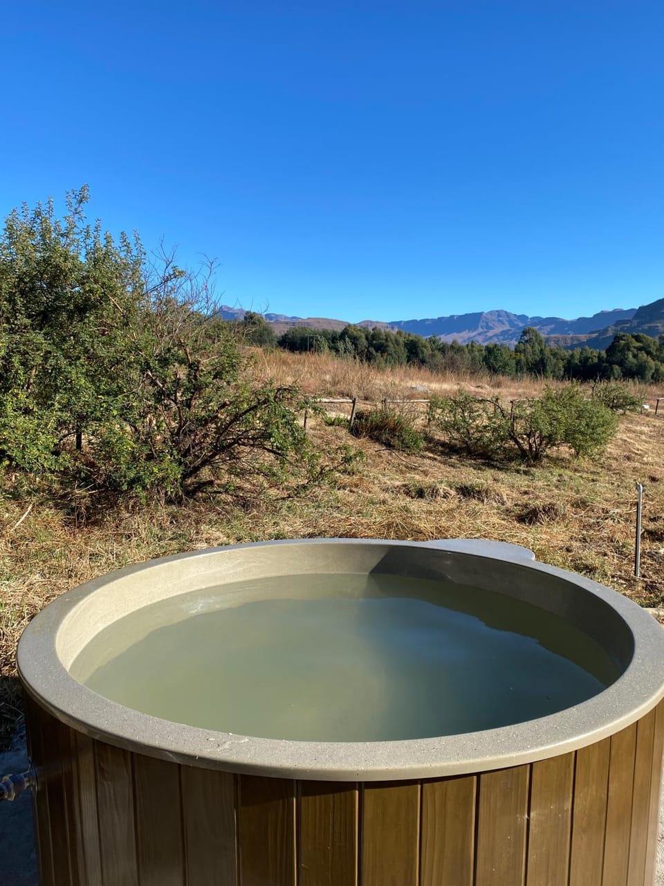 Natural landscape, Activities, Winter, Hot Tub, Hot Tub, On site, Landmark view, Mountain view