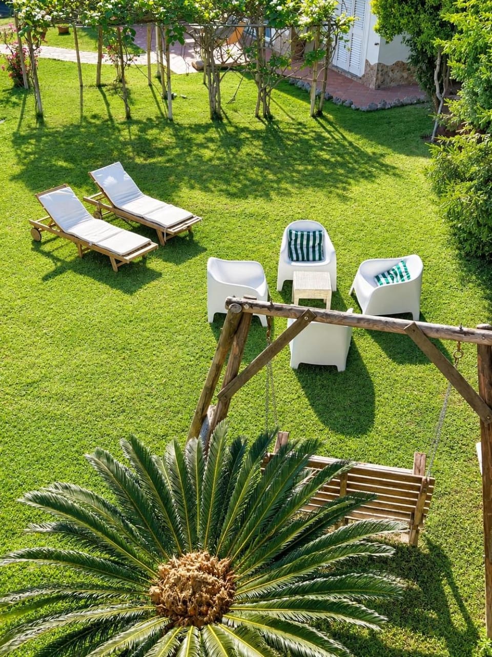 Natural landscape, Garden, Garden view, sunbed