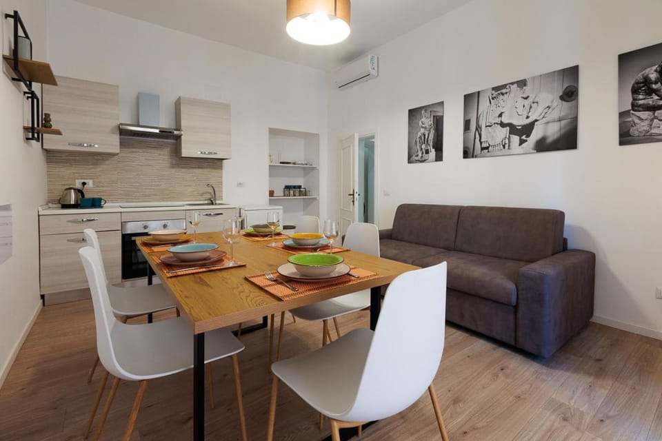 Ottaviano Lodge Apartment in Rome
