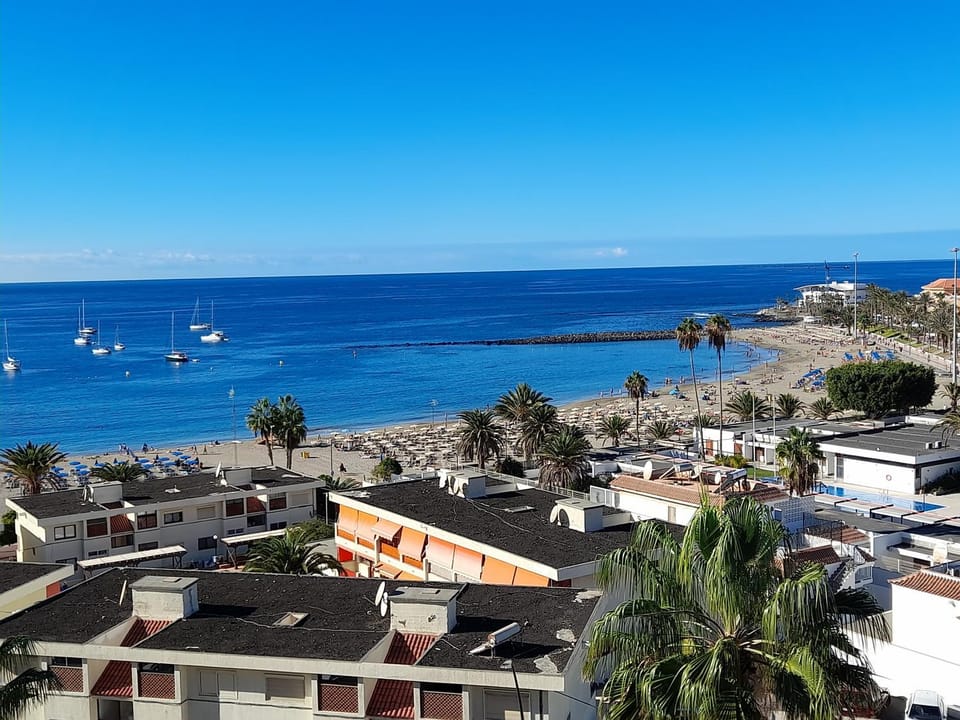 Playa De Las Vistas Apartment in Playa de las Americas