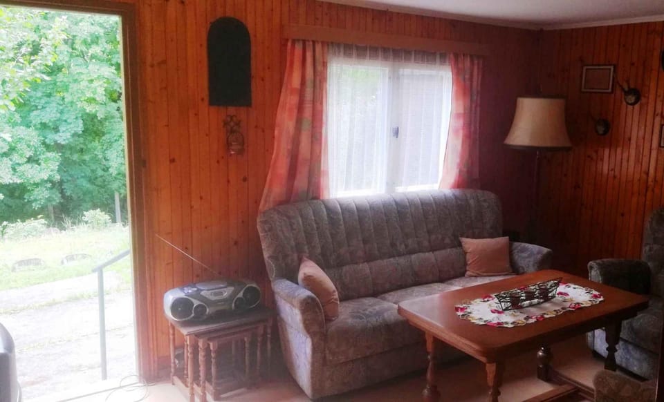 Facade/entrance, Living room, Seating area