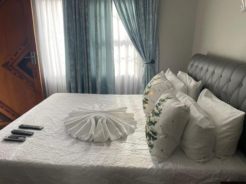 Dreamwood Guest House Bed and Breakfast in South Africa