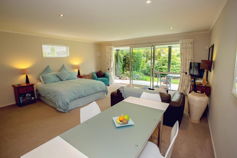 Marchmont Gardens Bed and Breakfast in Hanmer Springs