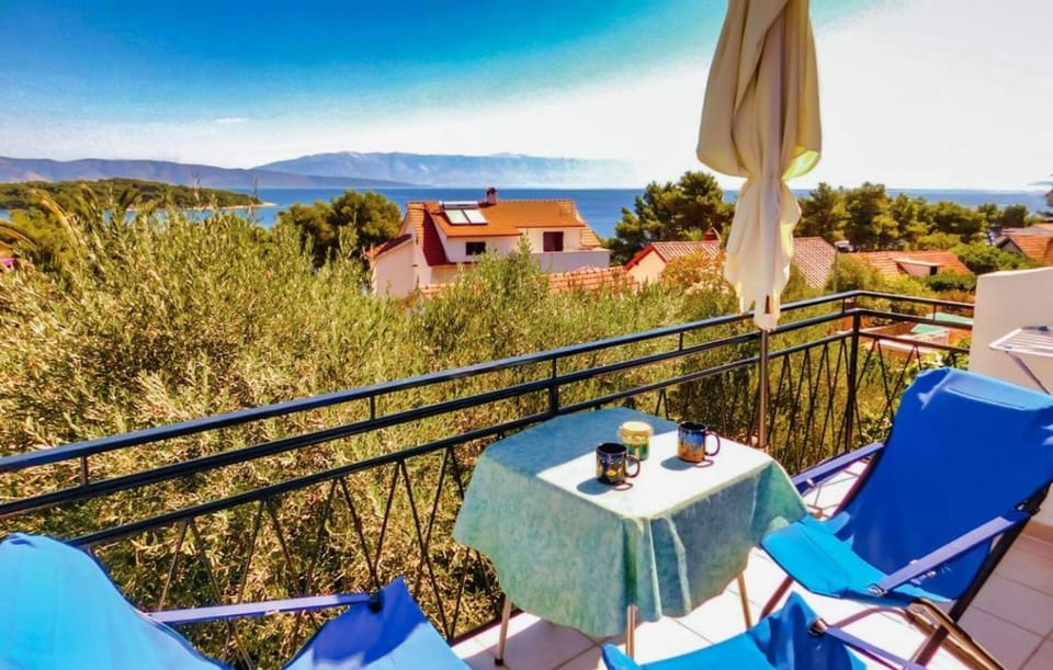 Property building, View (from property/room), Balcony/Terrace, Sea view