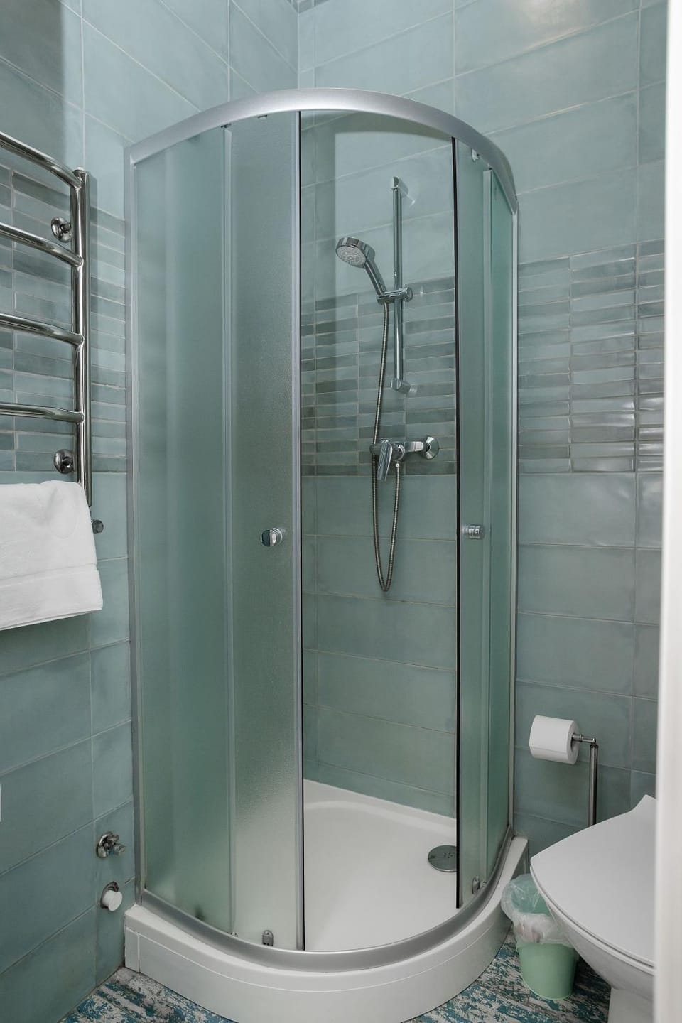 Shower, Bathroom, towels