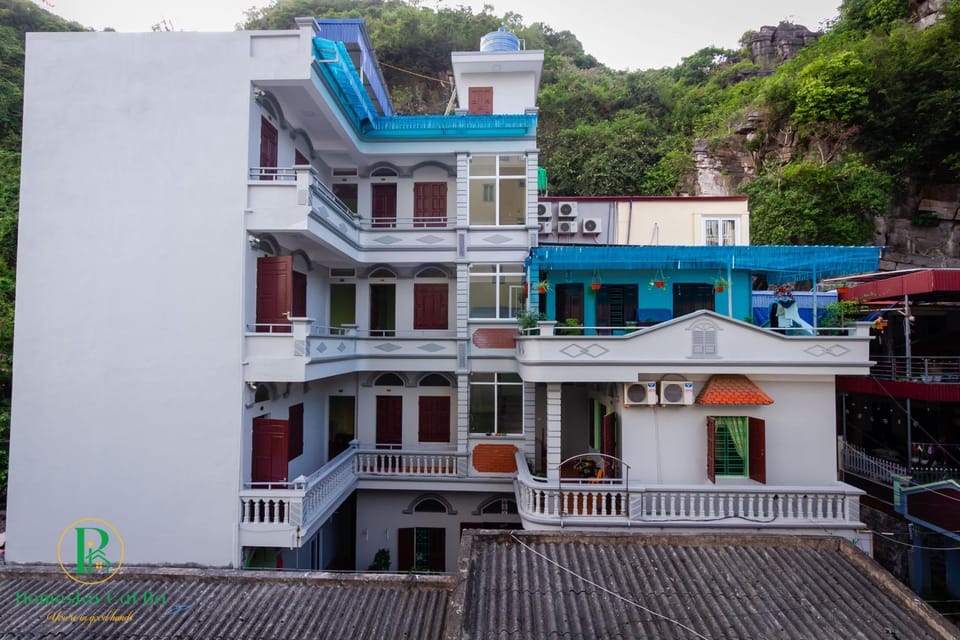 Property building, Natural landscape, Mountain view