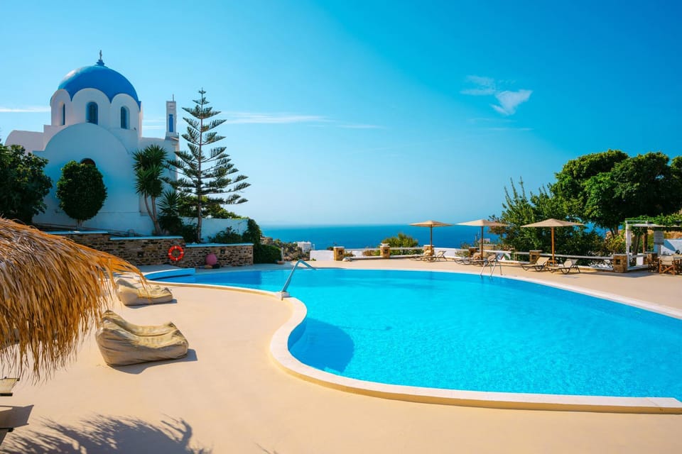 Natural landscape, Pool view, Sea view, Swimming pool, sunbed