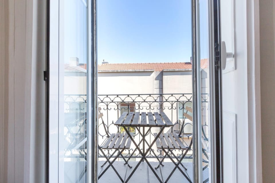 Charming Apartment Rua da Rosa 33 Apartment in Lisbon