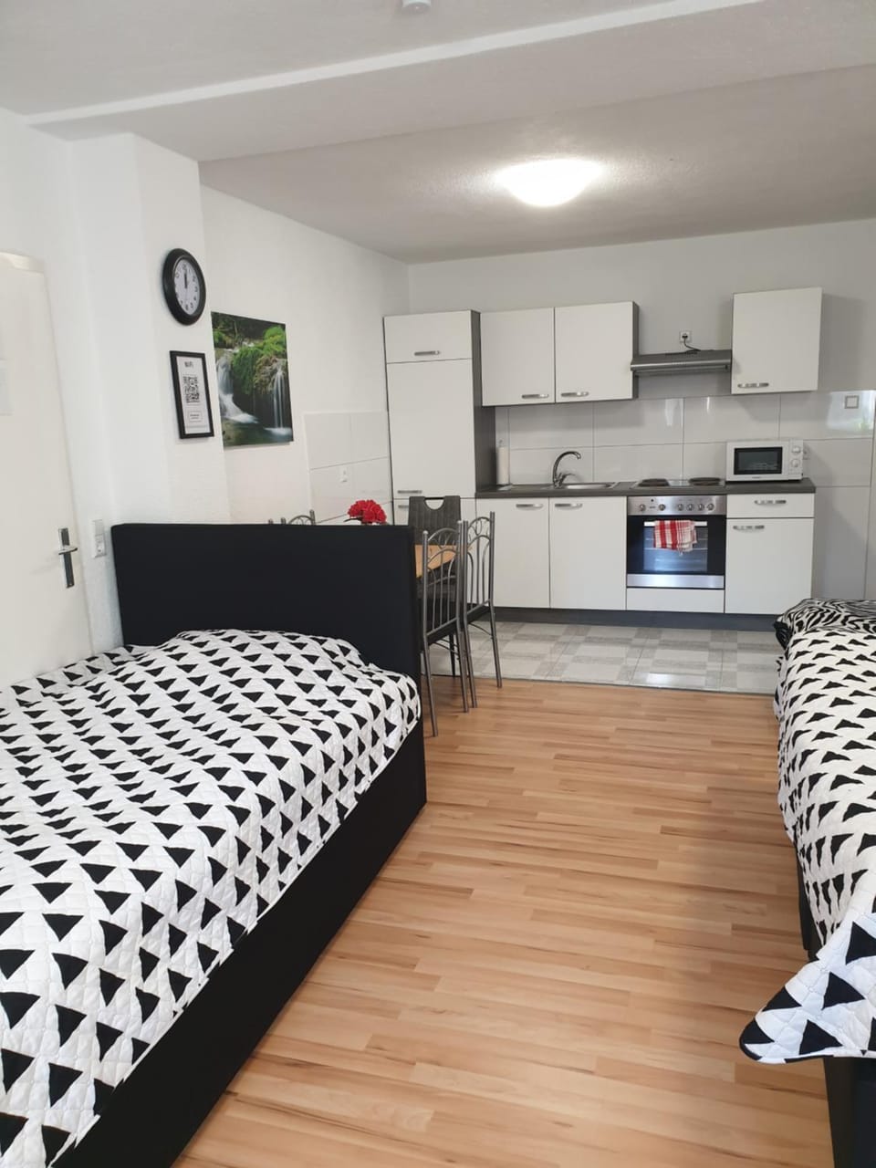 Kitchen or kitchenette, Photo of the whole room