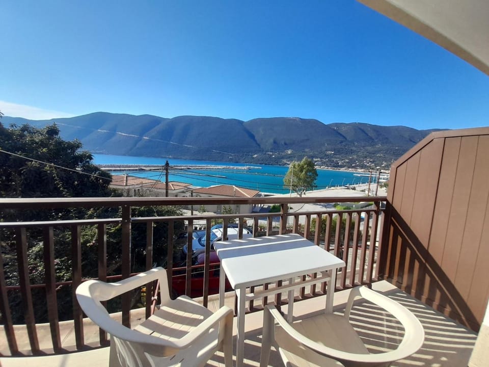 Day, Natural landscape, Balcony/Terrace, Sea view