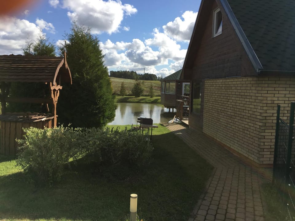Patio, BBQ facilities