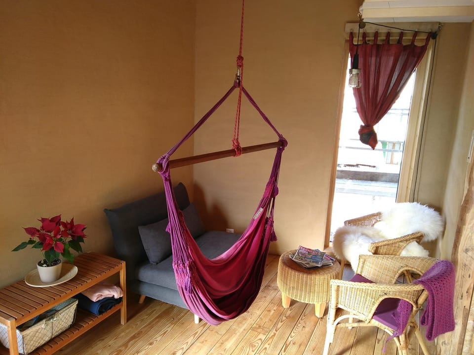 Elément-Terre Bed and Breakfast in Ollon