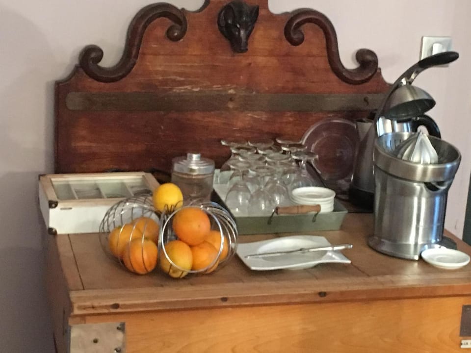 Food and drinks