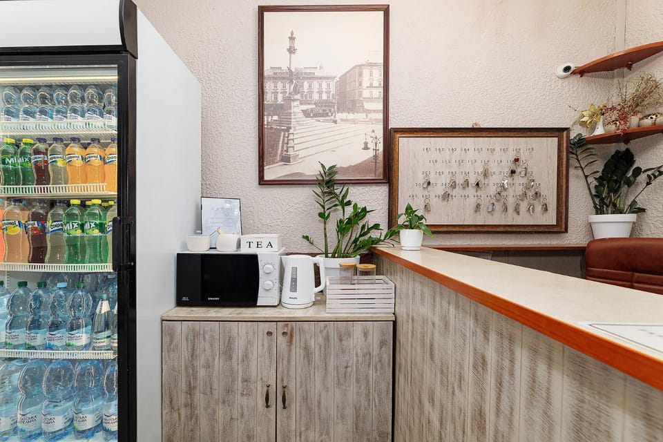 Property building, Coffee/tea facilities, Lobby or reception