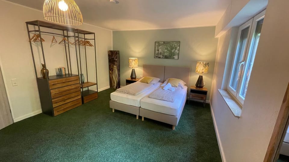 Bed, Bedroom, wardrobe