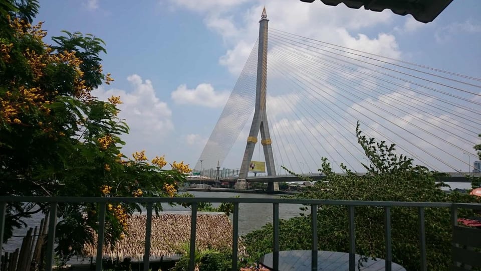 New Phiman Riverview Guesthouse Bed and Breakfast in Bangkok