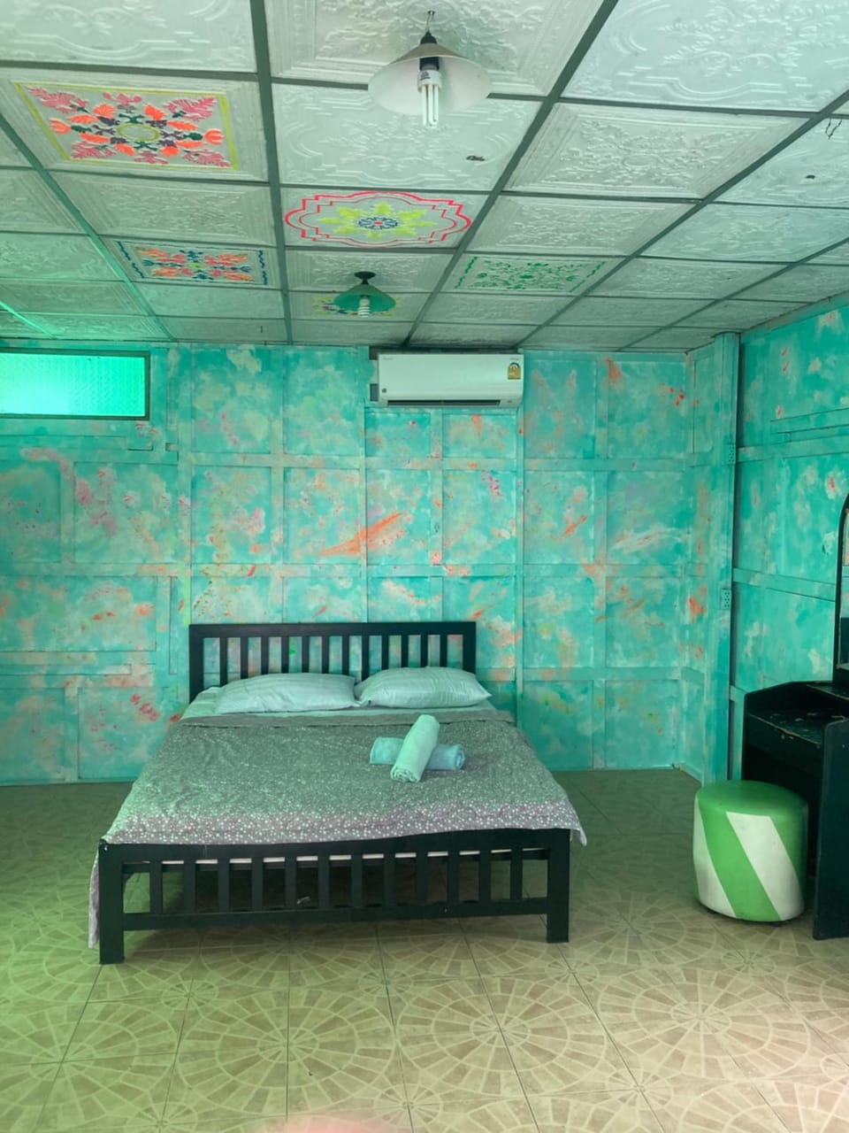 New Phiman Riverview Guesthouse Bed and Breakfast in Bangkok