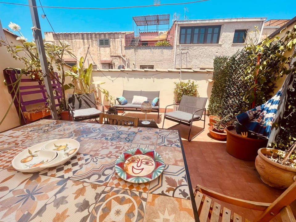 Patio, Balcony/Terrace, Living room