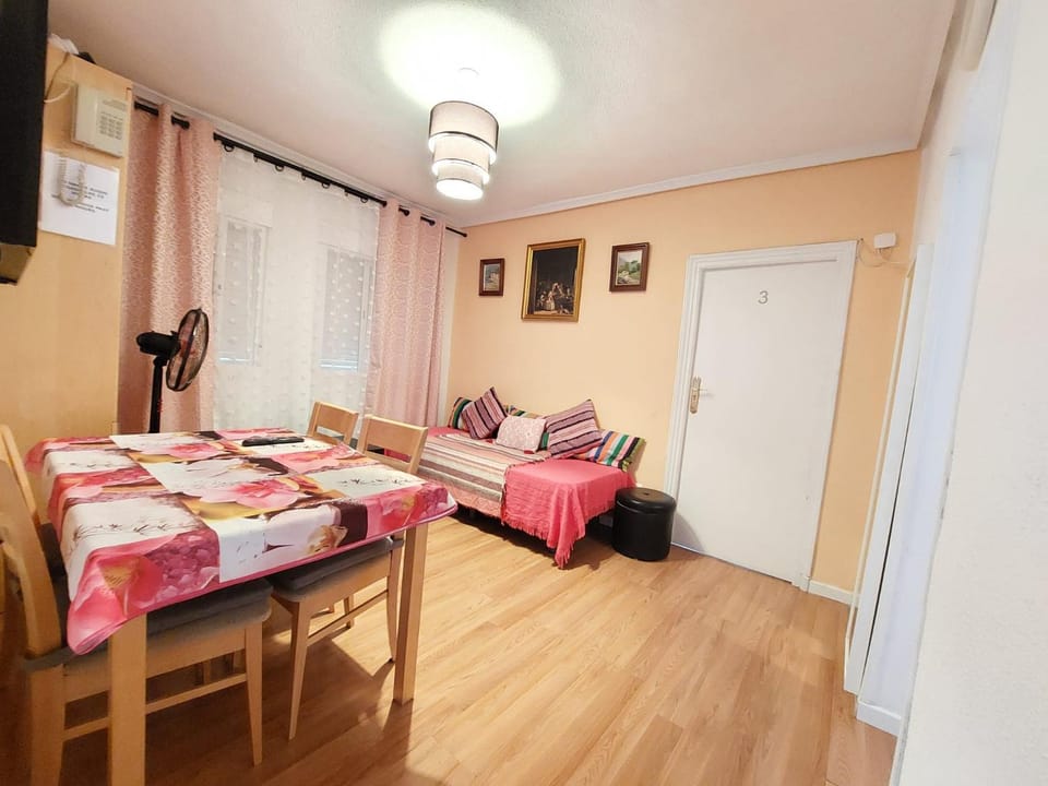 HomeStay Olivos Apartment in Madrid