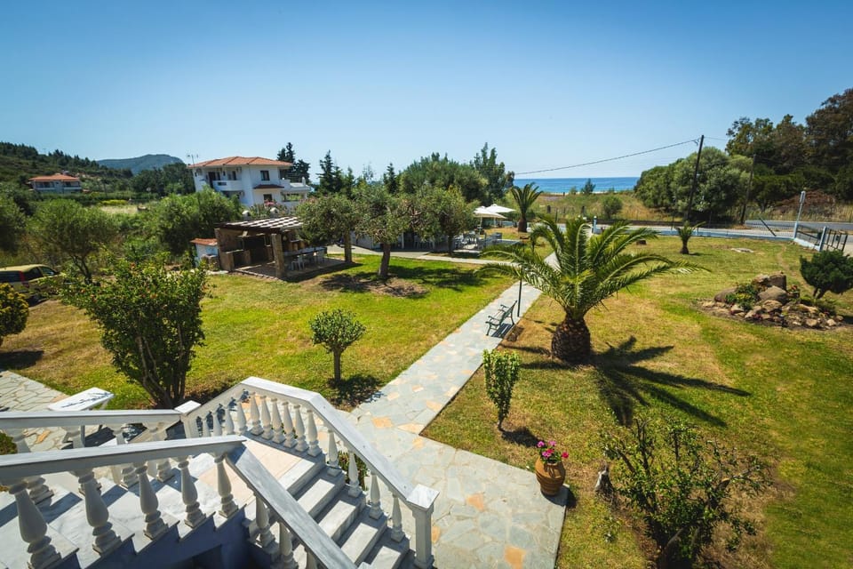 Natural landscape, Garden view, Mountain view, Sea view