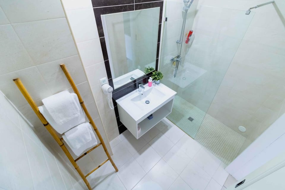 "Casas Novas Guesthouse" Bed and Breakfast in Lagos