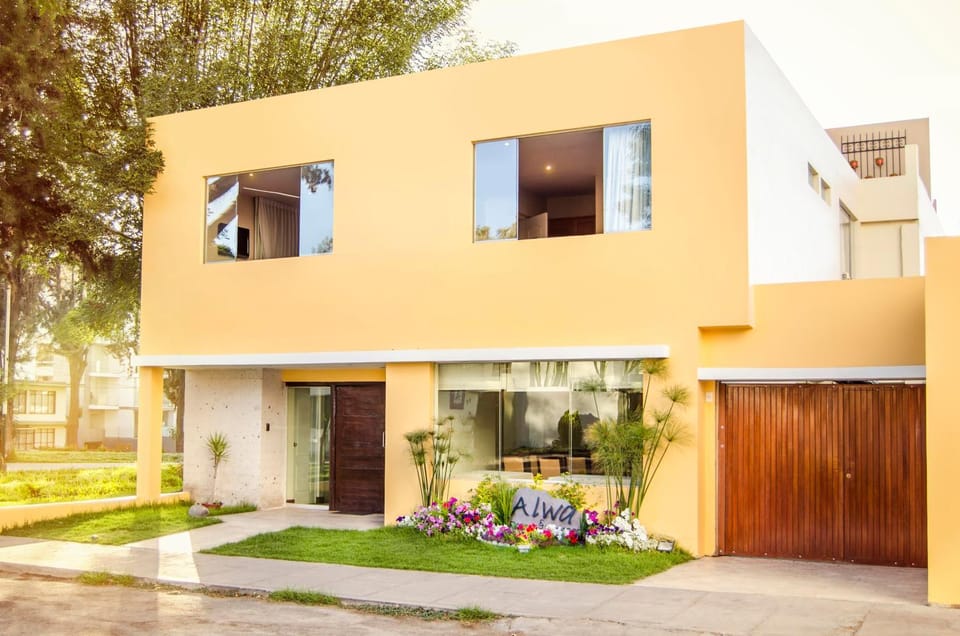 Property building, Facade/entrance, Neighbourhood