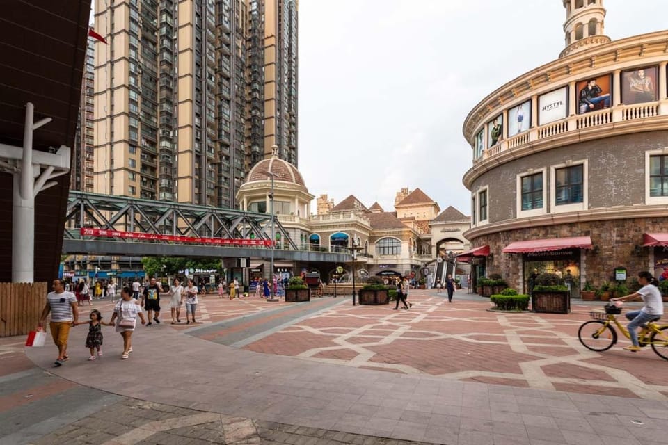 Wuhan Hongshan·Guanggu Square· Locals Apartment 00157650 Apartment in Wuhan