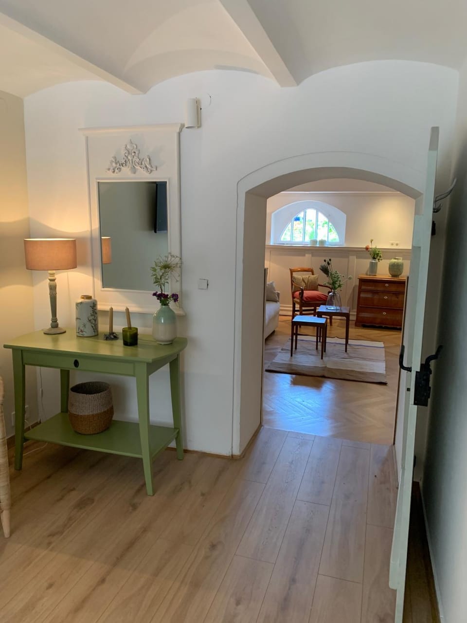 Photo of the whole room