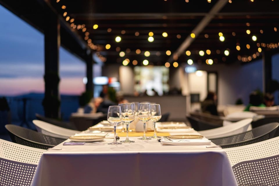 Balcony/Terrace, Banquet/Function facilities