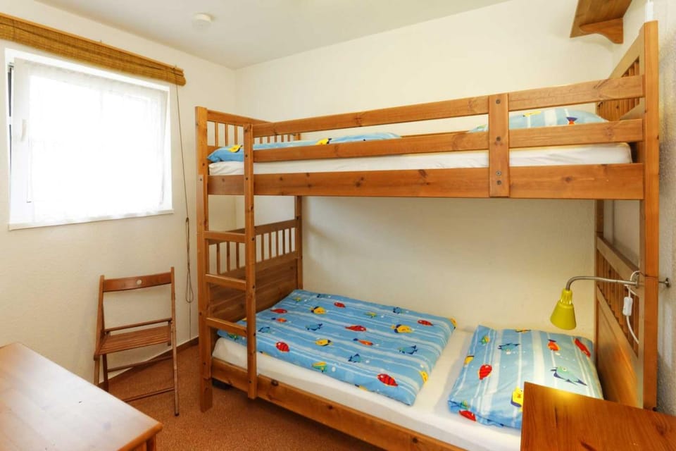 Photo of the whole room, Bedroom, bunk bed