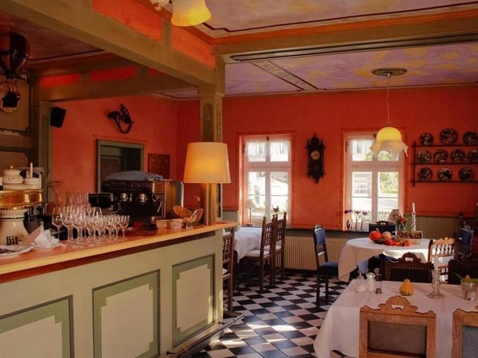 Restaurant/places to eat