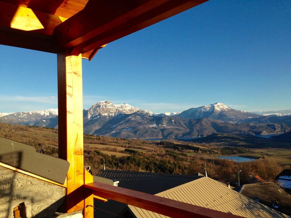 Balcony/Terrace, Living room, Garden view, Lake view, Mountain view