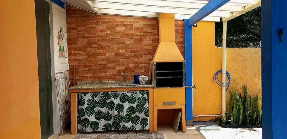 Property building, BBQ facilities, Kitchen or kitchenette