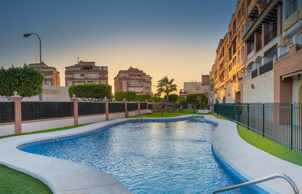 Garden, Swimming pool