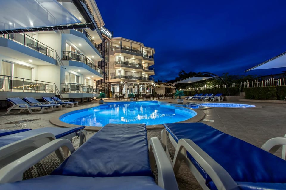 Property building, Night, Summer, On site, Pool view, Swimming pool, Swimming pool