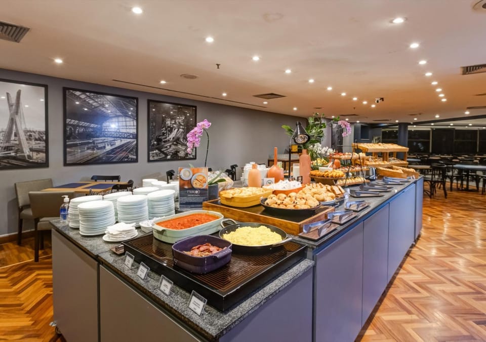 Breakfast, Buffet breakfast