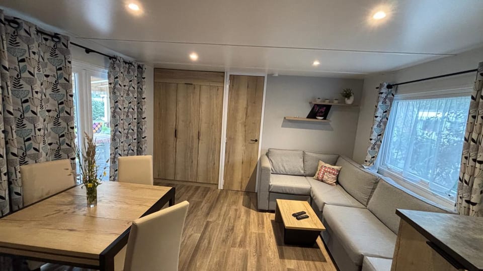 Mobil home de 44m2 Campground/ 
RV Resort in Les Mathes