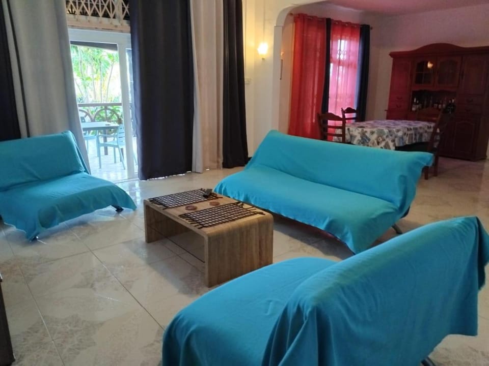 Apt in La Gaulette Apartment in Rivière Noire District, Mauritius