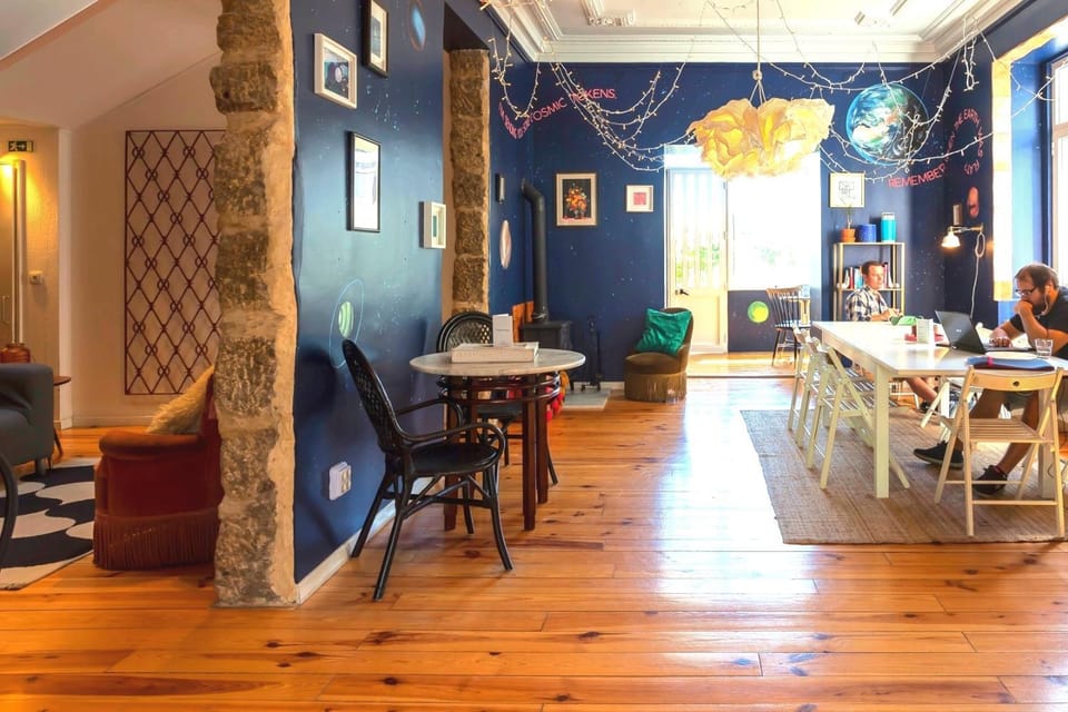 Patio, Restaurant/places to eat, Lounge or bar