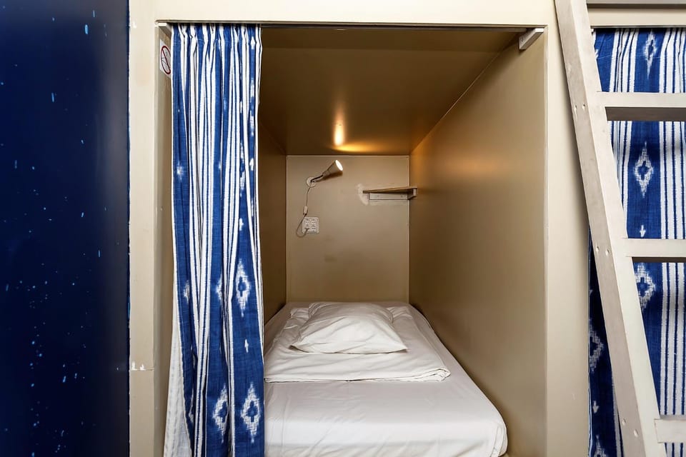 Bed, Bedroom, bunk bed
