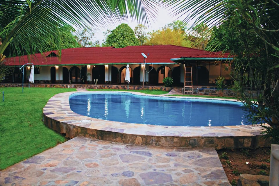 Property building, Swimming pool