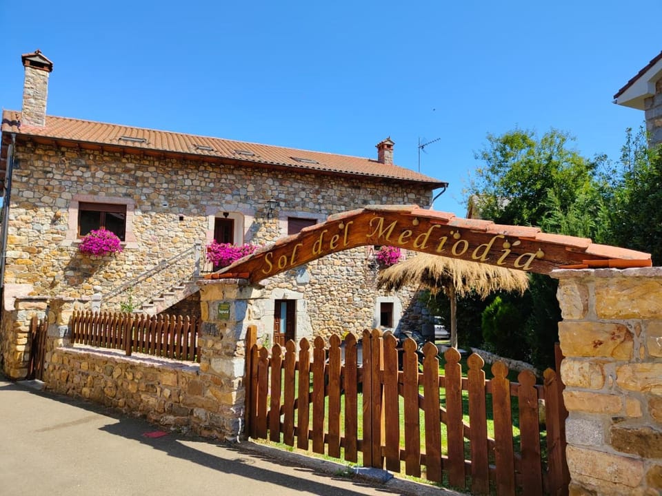 Sol del Mediodía Country House in Castile and León